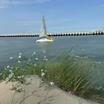 La Mouette C2 150m De La Plage, Terrasse Ensoleillee, Parking Prive Gratuit *