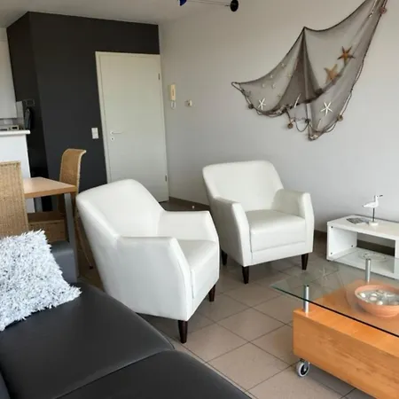 Apartman La Mouette C2 150m De La Plage, Terrasse Ensoleillee, Parking Prive Gratuit Nieuwpoort