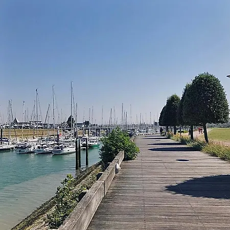 La Mouette C2 150m De La Plage, Terrasse Ensoleillée, Parking Privé Gratuit Nieuwpoort