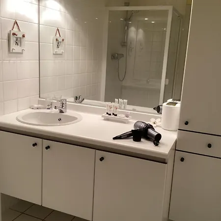 La Mouette C2 150m De La Plage, Terrasse Ensoleillee, Parking Prive Gratuit Apartman *